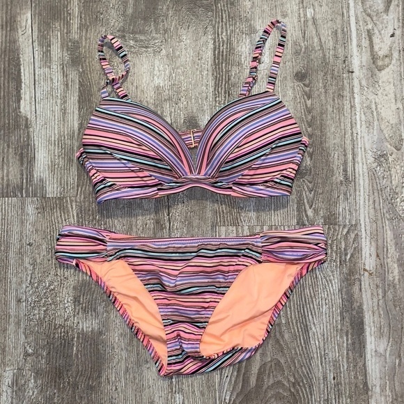 Victoria's Secret Other - VS Large bottom 34D top